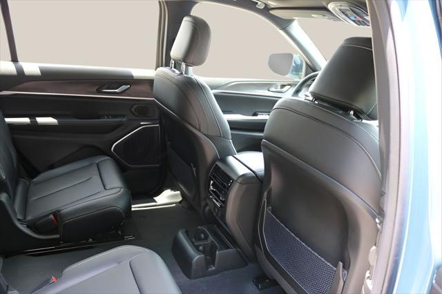 2026 Jeep Grand Cherokee Limited 4x2