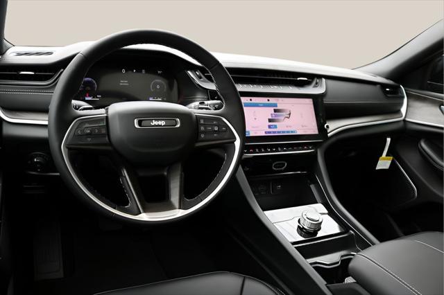 2026 Jeep Grand Cherokee Limited 4x2