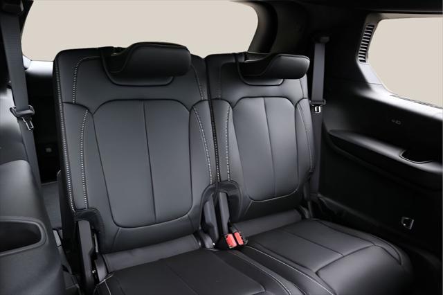 2026 Jeep Grand Cherokee Limited 4x2
