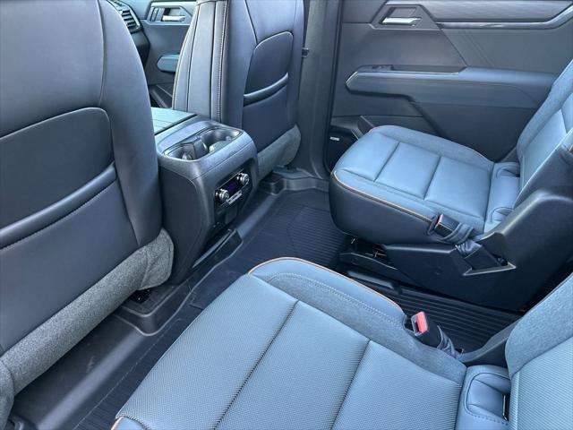 2026 GMC Acadia AT4 AWD