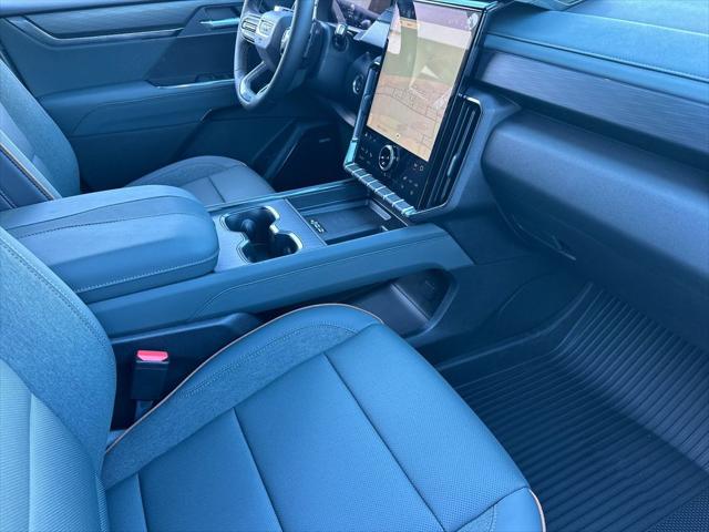 2026 GMC Acadia AT4 AWD