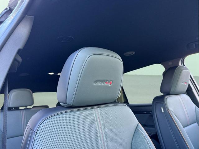 2026 GMC Acadia AT4 AWD