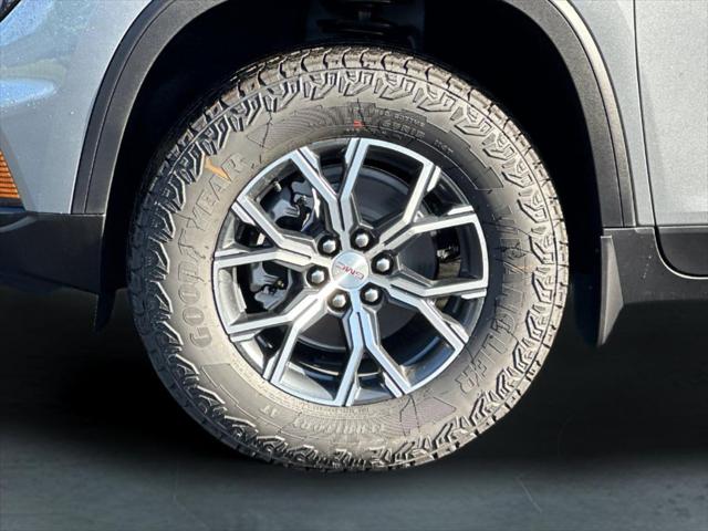 2026 GMC Acadia AT4 AWD