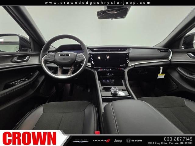 2026 Jeep Grand Cherokee Altitude 4x2