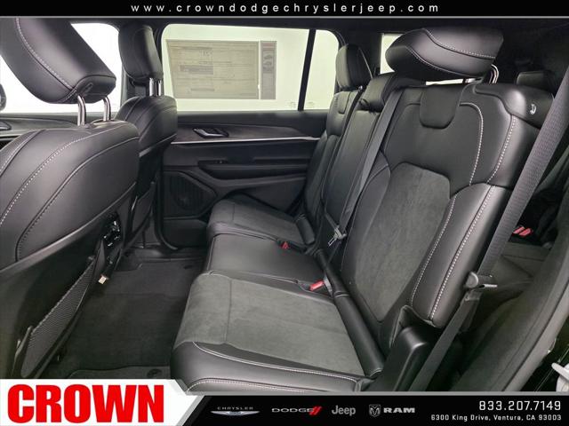 2026 Jeep Grand Cherokee Altitude 4x2