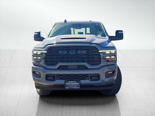 2026 RAM Ram 3500 RAM 3500 LARAMIE CREW CAB 4X4 8 BOX