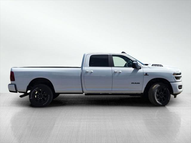 2026 RAM Ram 3500 RAM 3500 LARAMIE CREW CAB 4X4 8 BOX