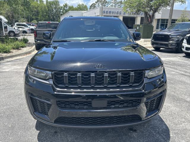 2026 Jeep Grand Cherokee L GRAND CHEROKEE L LAREDO ALTITUDE 4X2