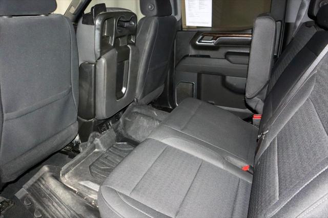 2023 GMC Sierra 1500 4WD Crew Cab Short Box SLE