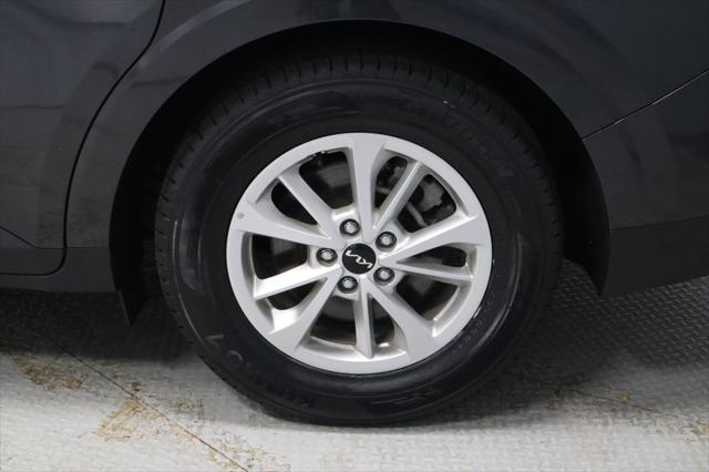 2024 Kia Carnival MPV LX Seat Package