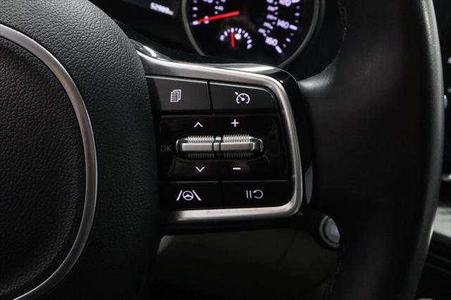 2024 Kia Carnival MPV LX Seat Package