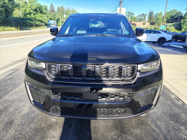 2026 Jeep Grand Cherokee GRAND CHEROKEE L LAREDO ALTITUDE 4X4