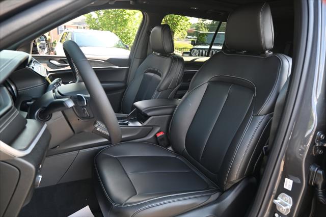 2026 Jeep Grand Cherokee Limited 4x2