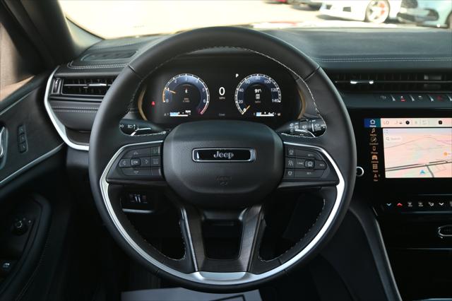 2026 Jeep Grand Cherokee Limited 4x2