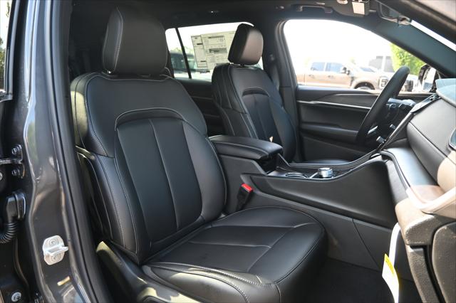 2026 Jeep Grand Cherokee Limited 4x2