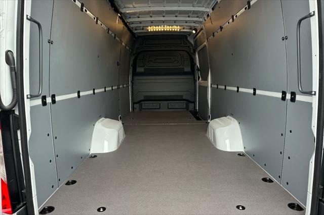 2026 Mercedes-Benz Sprinter 3500 High Roof 4-Cyl Diesel HO