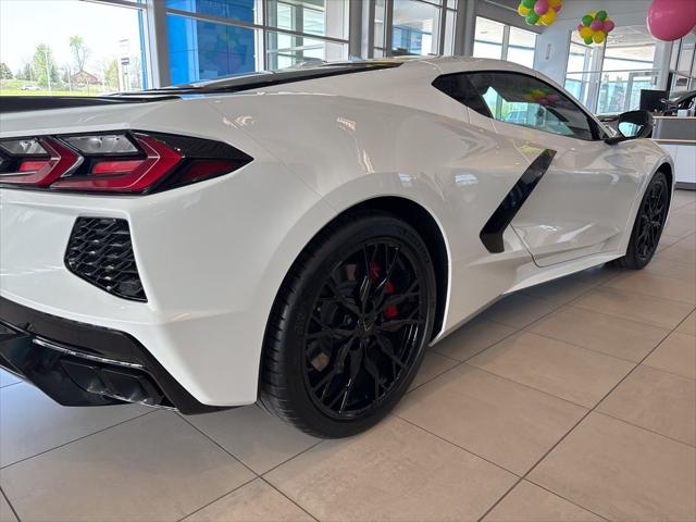 2026 Chevrolet Corvette Stingray Coupe, 2LT, RWD