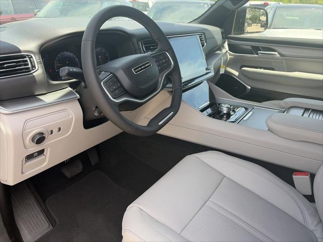 2026 Jeep Grand Wagoneer 4x2