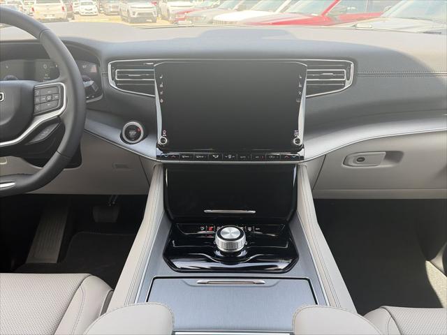 2026 Jeep Grand Wagoneer 4x2