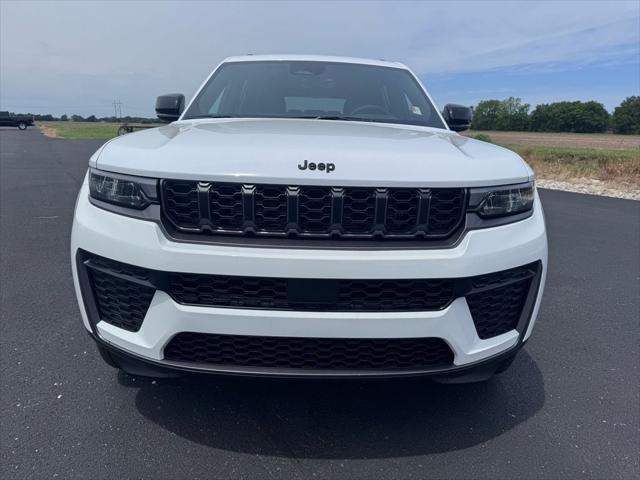 2026 Jeep Grand Cherokee L GRAND CHEROKEE L LAREDO ALTITUDE 4X4 2026 Jeep Grand Cherokee L GRAND CHEROKEE L LAREDO ALTITUDE 4X4