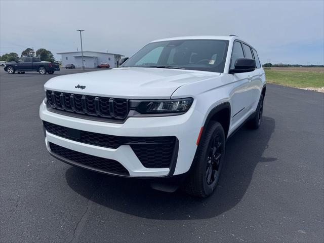 2026 Jeep Grand Cherokee L GRAND CHEROKEE L LAREDO ALTITUDE 4X4 2026 Jeep Grand Cherokee L GRAND CHEROKEE L LAREDO ALTITUDE 4X4