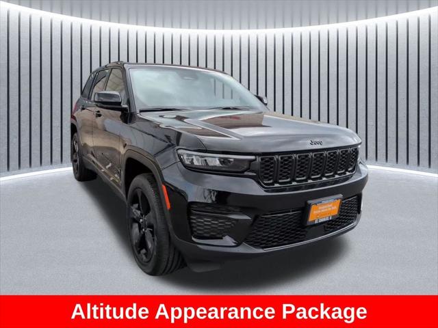 2023 Jeep Grand Cherokee Altitude 4x4