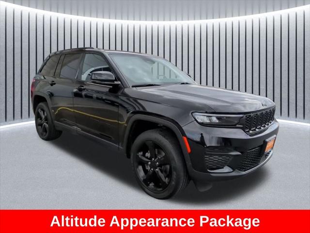 2023 Jeep Grand Cherokee Altitude 4x4