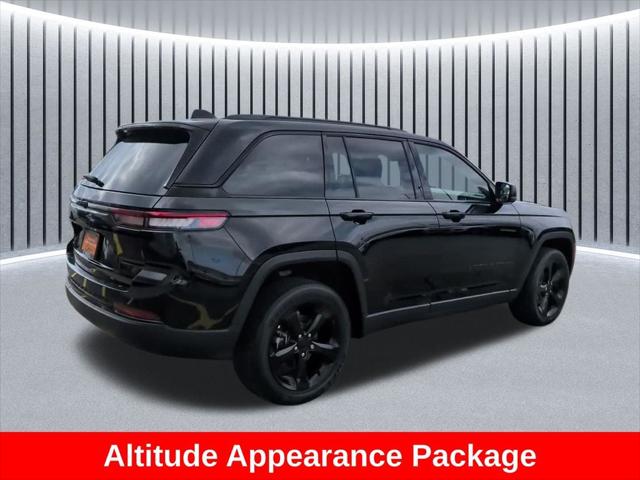 2023 Jeep Grand Cherokee Altitude 4x4