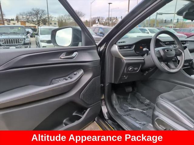 2023 Jeep Grand Cherokee Altitude 4x4