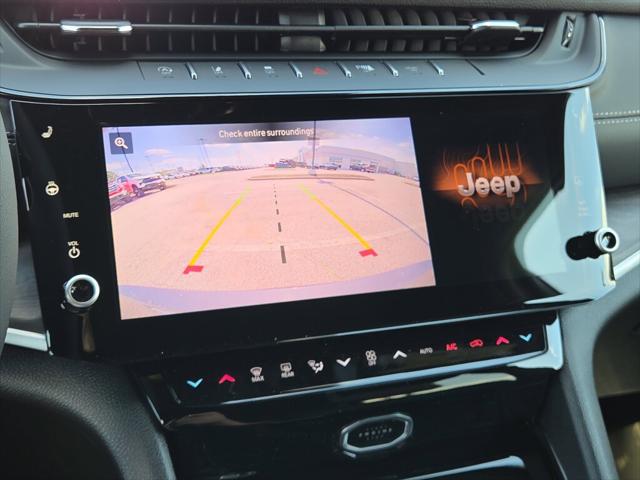 2026 Jeep Grand Cherokee Altitude 4x2