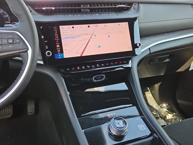 2026 Jeep Grand Cherokee Altitude 4x2
