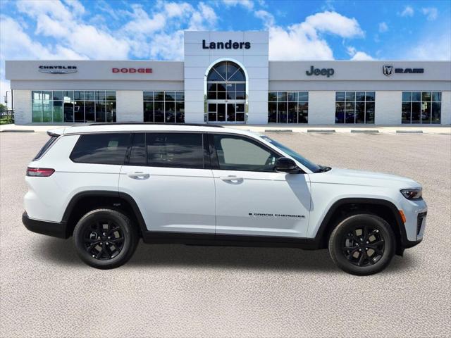 2026 Jeep Grand Cherokee Altitude 4x2
