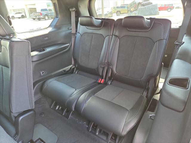 2026 Jeep Grand Cherokee Altitude 4x2
