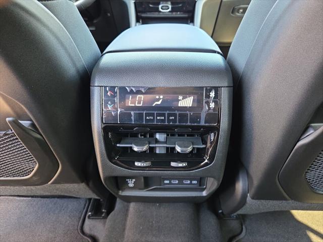 2026 Jeep Grand Cherokee Altitude 4x2