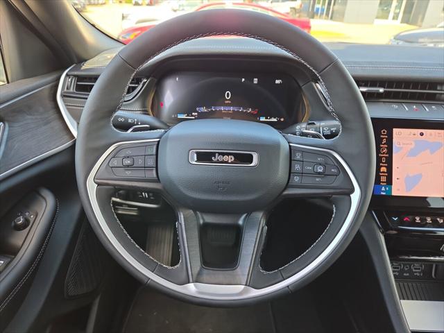 2026 Jeep Grand Cherokee Altitude 4x2