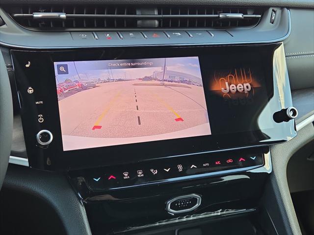 2026 Jeep Grand Cherokee Altitude 4x2