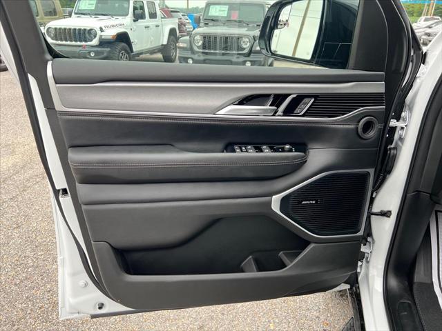 2026 Jeep Grand Wagoneer Limited Altitude 4x4