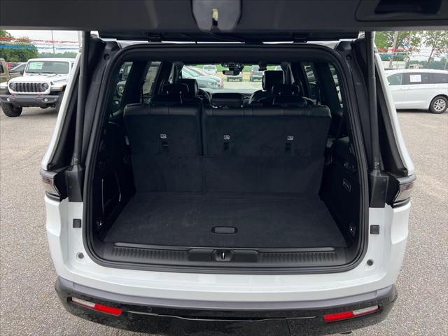 2026 Jeep Grand Wagoneer Limited Altitude 4x4