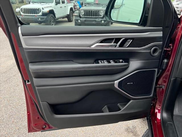 2026 Jeep Grand Wagoneer Limited Altitude 4x4