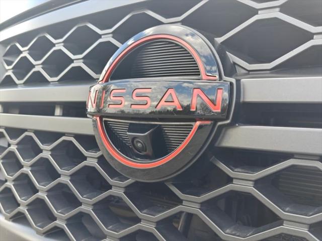 2024 Nissan TITAN Crew Cab PRO-4X 4x4