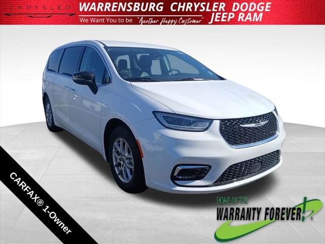 2024 Chrysler Pacifica Touring L for sale in Warrensburg, MO