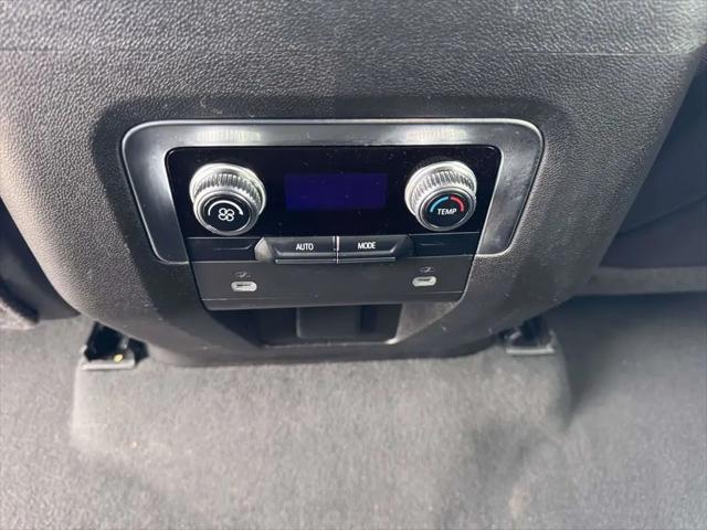 2024 GMC Yukon 4WD SLT