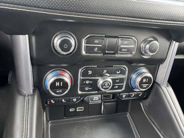 2024 GMC Yukon 4WD SLT