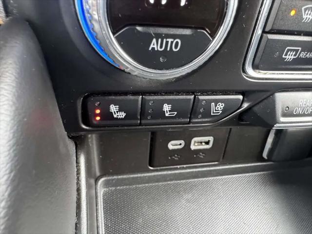 2024 GMC Yukon 4WD SLT