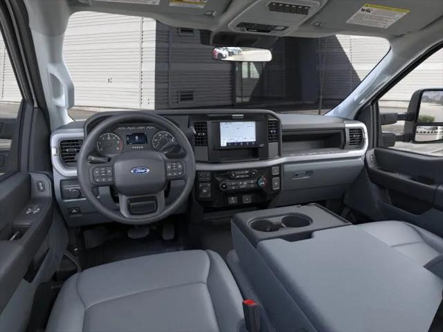 2025 Ford F-550 XL