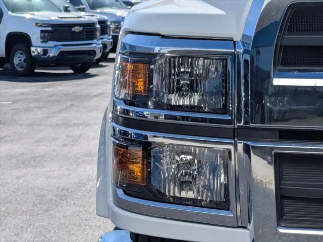 2024 Chevrolet Silverado 6500HD 1WT