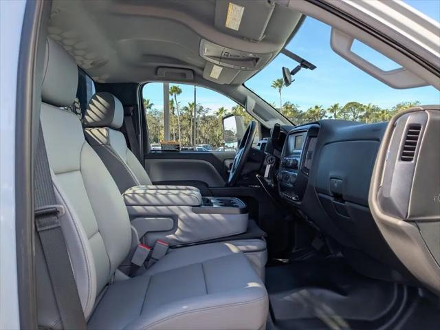 2024 Chevrolet Silverado 6500HD 1WT