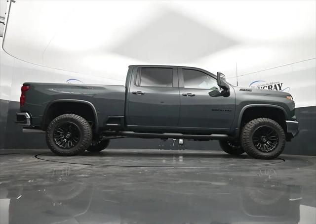 2026 Chevrolet Silverado 2500HD Crew Cab, Standard Bed, LT, 4WD