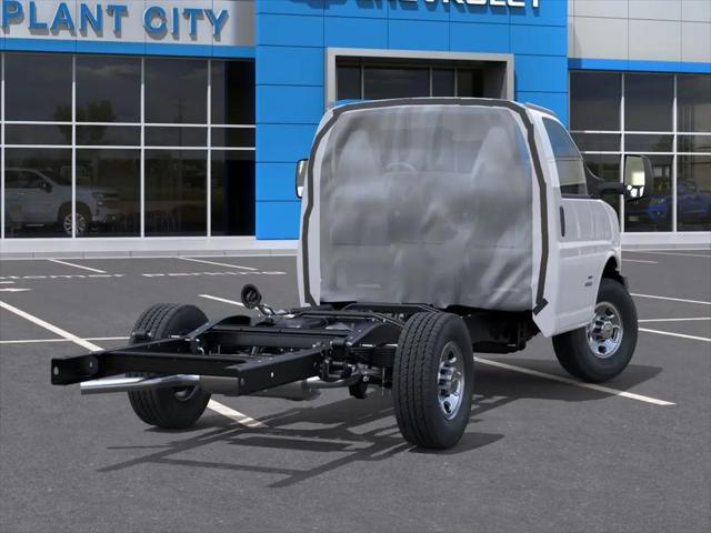 2025 Chevrolet Express Cutaway Work Van
