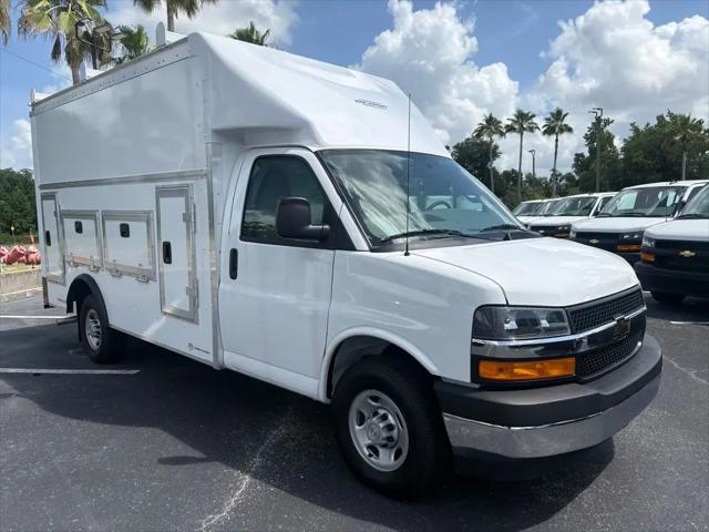 2025 Chevrolet Express Cutaway Work Van
